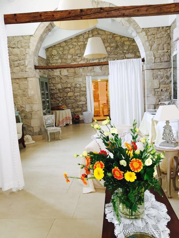 Valata Minusa Country Resort Cannizzara ภายนอก รูปภาพ