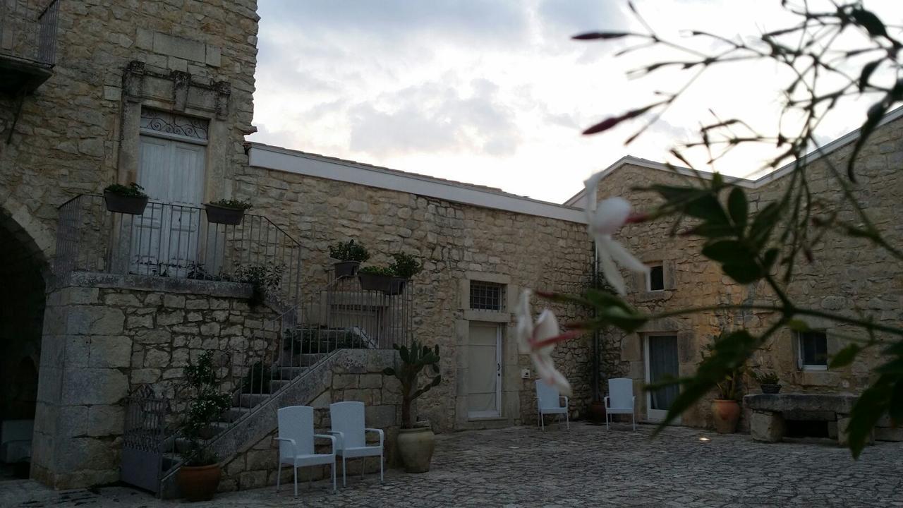 Valata Minusa Country Resort Cannizzara ภายนอก รูปภาพ