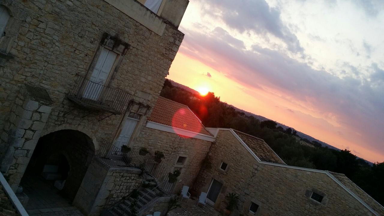 Valata Minusa Country Resort Cannizzara ภายนอก รูปภาพ